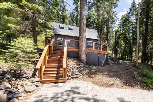 358 Twin Crags Rd, Tahoe City, CA, 96145-2225 | Card Image
