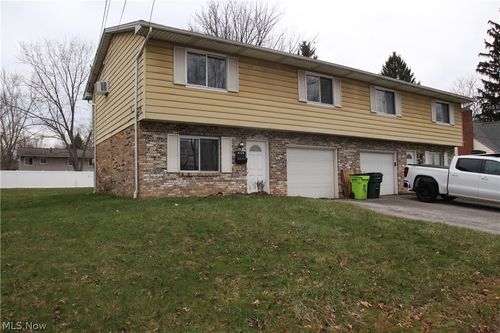 4728 Fishcreek Rd, Stow, OH, 44224-1928 | Card Image
