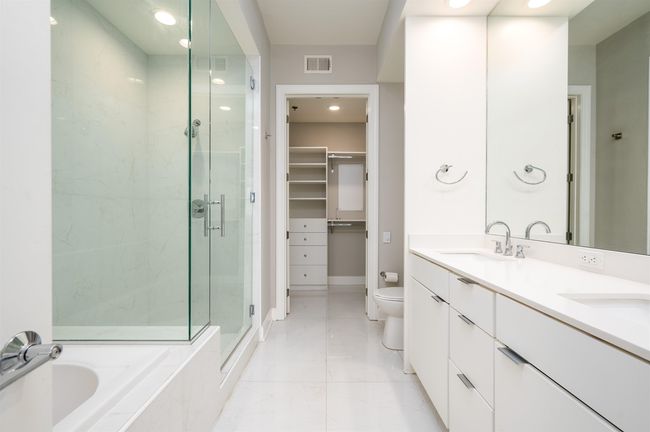 APT-401 - 717 S Riverside Dr, Condo with 2 bedrooms, 2 bathrooms and null parking in Memphis TN | Image 22
