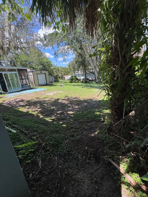 140 N Williams Ave, Titusville, FL, 32796-2524 | Card Image
