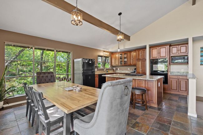 226 Cambridge Dr, House other with 4 bedrooms, 3 bathrooms and null parking in Pottsboro TX | Image 6