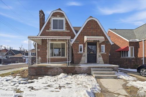 18403 Stoepel St, Detroit, MI, 48221-2268 | Card Image