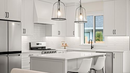 sl3-865 Grumman Pl, Comox, BC, V9M | Card Image