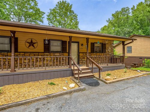 128 View De Lake Dr, Etowah, NC, 28729-7719 | Card Image
