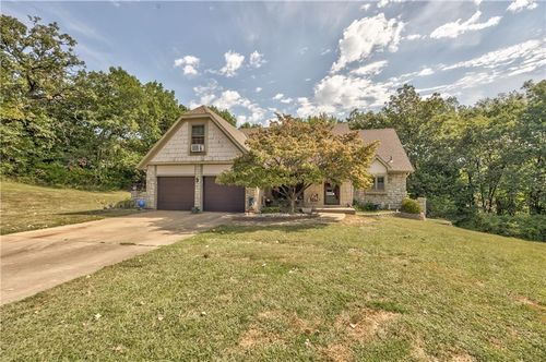 14130 W 49th St, Shawnee, KS, 66216-1273 | Card Image
