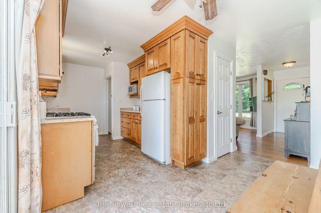21 Emma St, House other with 3 bedrooms, 2 bathrooms and 4 parking in Princeton ON | Image 15