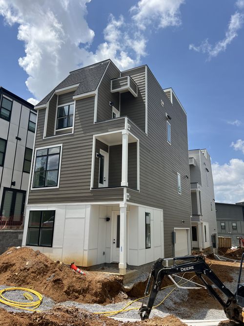 a-110 Myrtle St, Nashville, TN, 37206 | Card Image