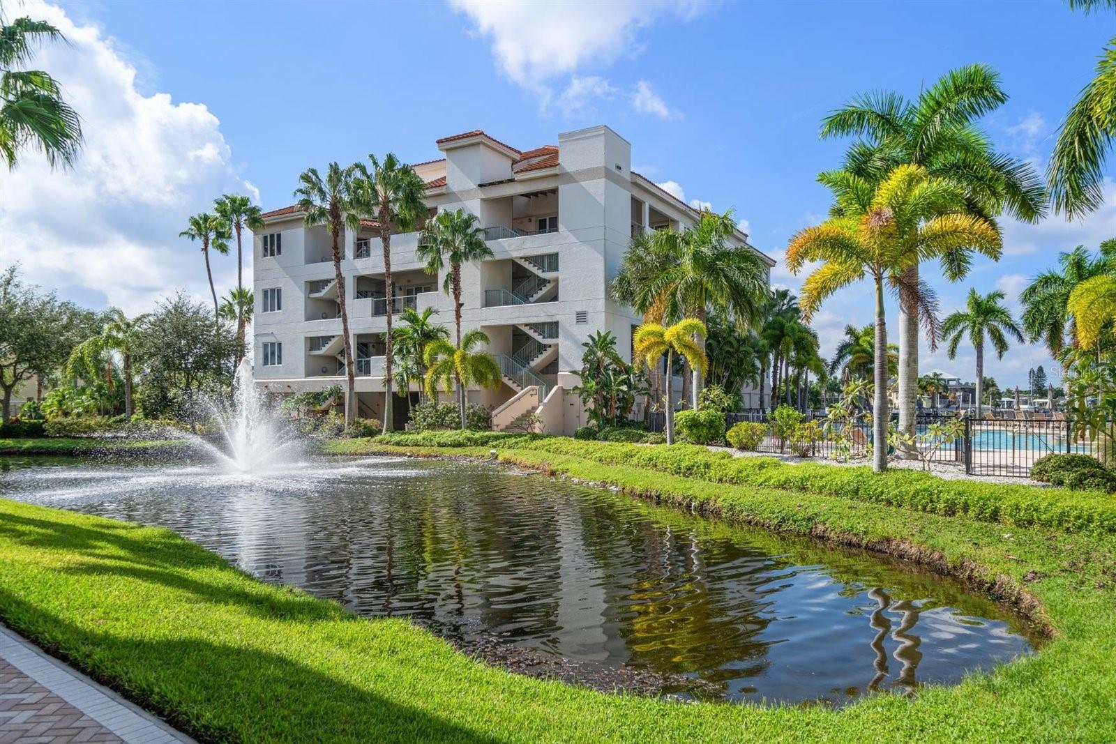 201 1030 Bellasol Way, For Sale in Apollo Beach Zoocasa