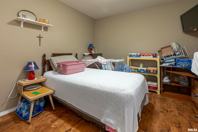 1202 S Hadfield St, House other with 3 bedrooms, 2 bathrooms and null parking in Marion IL | Image 13