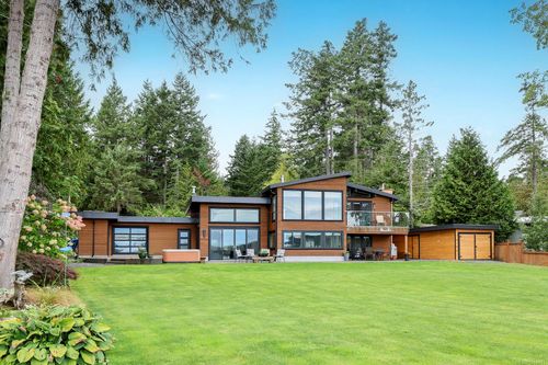 154 Baynes Dr, Fanny Bay, BC, V0R1W0 | Card Image