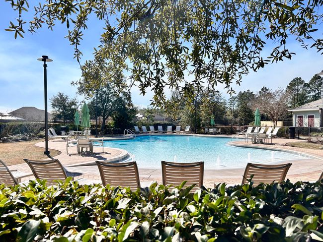 6 Pool | Image 65