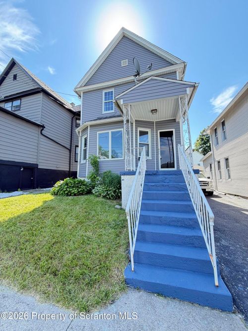 338 N Everett Ave, Scranton, PA, 18504-1730 | Card Image