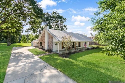 32314 Briarwood Rd, Walker, LA, 70785-4527 | Card Image