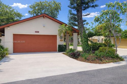 213-5524 Constant Spring Ter, Lauderhill, FL, 33319-5109 | Card Image