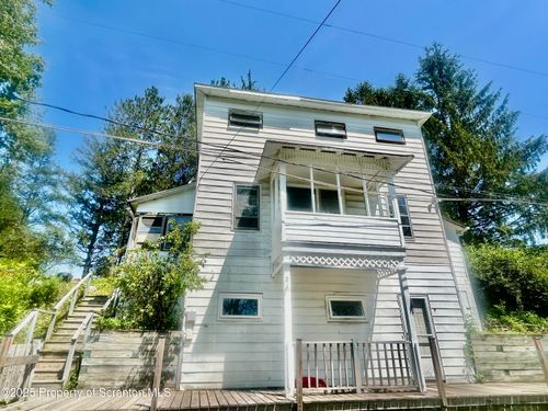 270 Starrucca Creek Rd, Starrucca, PA, 18462-1133 | Card Image