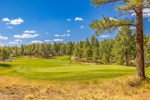 4008 S Clubhouse Cir, Flagstaff, AZ, 86005-2783 | Card Image