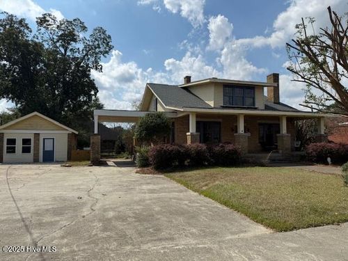 4225 E Church St, Farmville, NC, 27828-1690 | Card Image