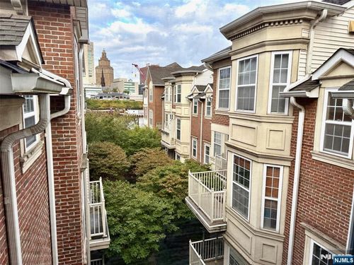 201 Dey St, Harrison, NJ, 07029-1787 | Card Image
