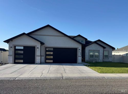 850 Broadmoor Ave, Twin Falls, ID, 83301-4794 | Card Image