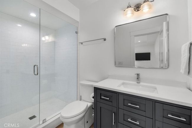 2406 Silverstrand Ave, Home with 3 bedrooms, 3 bathrooms and null parking in Hermosa Beach CA | Image 9
