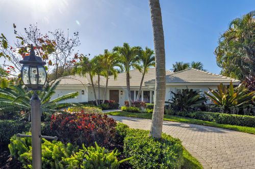 2720 Cardinal Cir, Gulf Stream, FL, 33483-6106 | Card Image