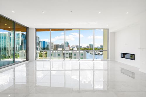 unit-602-111 Golden Gate Pt, Sarasota, FL, 34236-6985 | Card Image