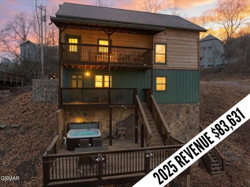 1329 N Baden Dr, Gatlinburg, TN, 37738-3805 | Card Image