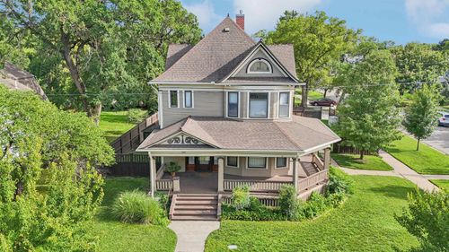 1919 W Douglas Ave, Wichita, KS, 67213-2715 | Card Image