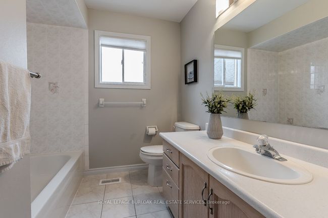 11 Norma Cres, House other with 5 bedrooms, 4 bathrooms and 4 parking in Ancaster ON | Image 41