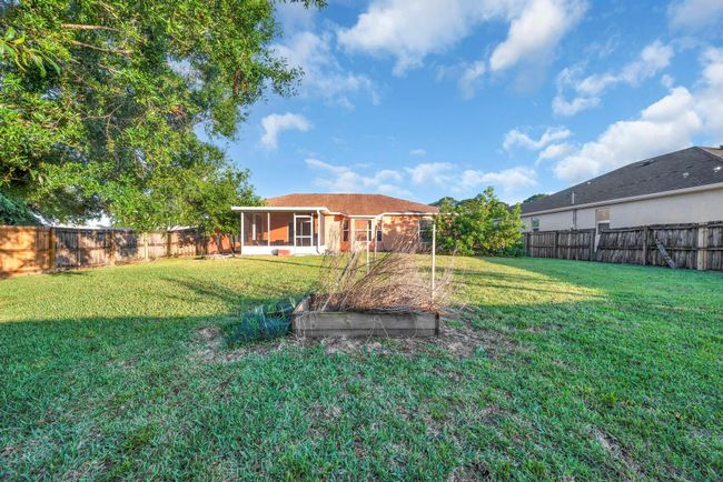 201 Nw Virgo Ct, House other with 3 bedrooms, 2 bathrooms and null parking in Port St. Lucie FL | Image 21