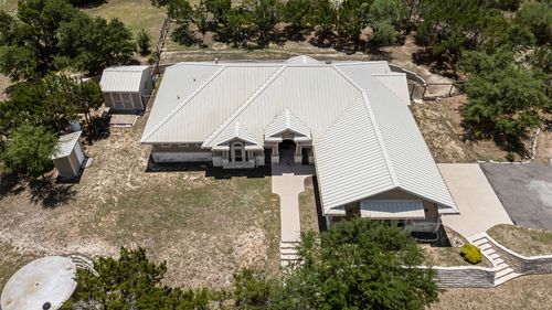 211 E Creek Dr, Dripping Springs, TX, 78620-4210 | Card Image