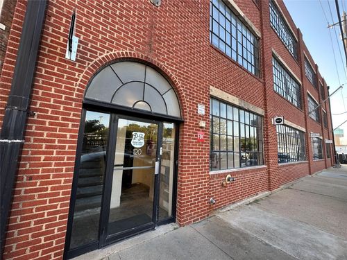 apt-203-120 Saint Louis Ave, Fort Worth, TX, 76104-1257 | Card Image