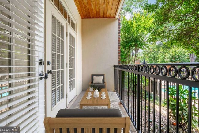 APT-1116 - 825 Highland Ln Ne, Condo with 2 bedrooms, 2 bathrooms and 1 parking in Atlanta GA | Image 6