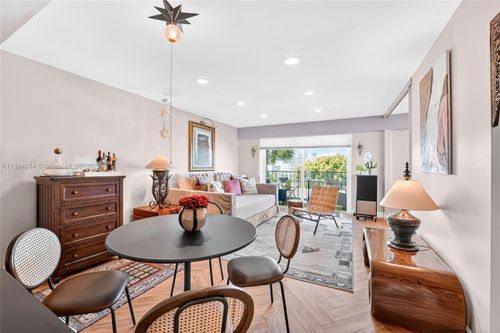 apt-501-1455 West Ave, Miami Beach, FL, 33139-3753 | Card Image