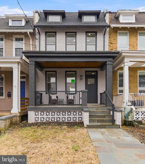 810 Madison St Nw, WASHINGTON, DC, 20011-8211 | Card Image