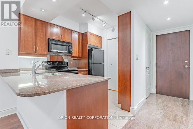 310 - 38 William Carson Crescent, Condo with 2 bedrooms, 1 bathrooms and 1 parking in Toronto (St. Andrew-Windfields) ON | Image 10