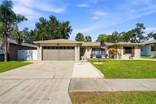 1830 Willow Oak Dr, PALM HARBOR, FL, 34683-4833 | Card Image