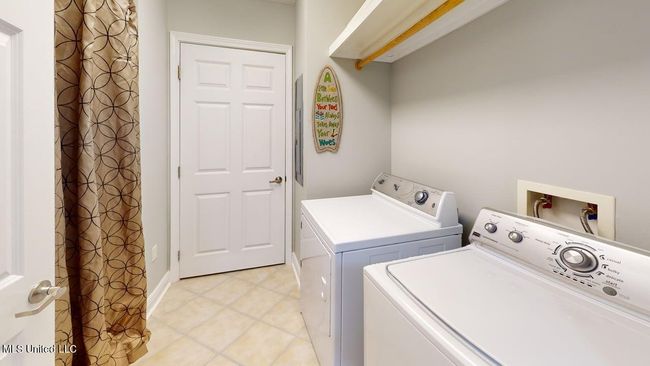 2668-Beach-Blvd-Laundry (1) | Image 16