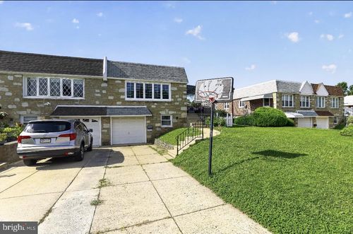 9952 Woodfern Rd, PHILADELPHIA, PA, 19115-2019 | Card Image
