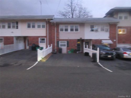 32 Brownsell Ave, West Haverstraw, NY, 10993-1002 | Card Image