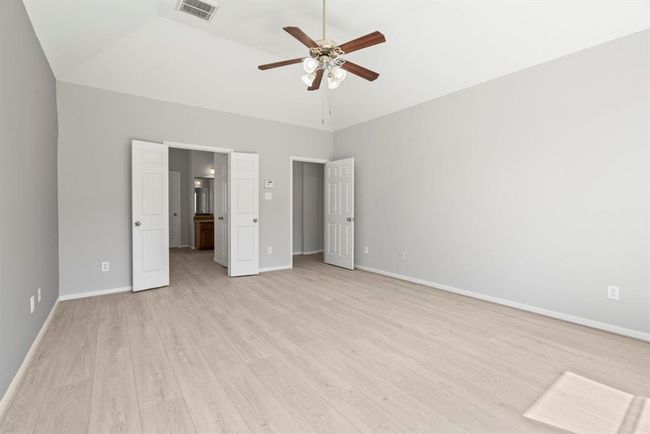17303 Lassen Forest Ln, House other with 5 bedrooms, 4 bathrooms and 2 parking in Humble TX | Image 17