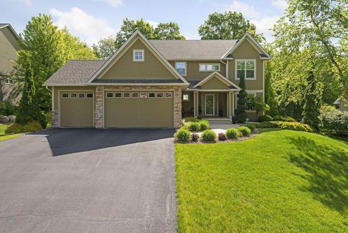 18633 Irvine Way, Lakeville, MN, 55044-4492 | Card Image