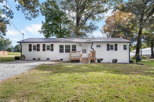 289 Wilson St, Lexington, NC, 27295-7110 | Card Image