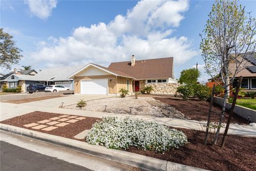 395 E Monterey Rd, Corona, CA, 92879 | Card Image
