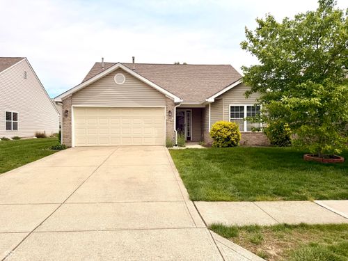 8140 Burnett Blvd, Avon, IN, 46123-7517 | Card Image