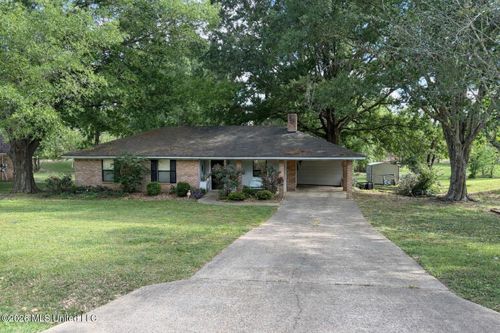 130 Richland Cir, Richland, MS, 39218-9703 | Card Image