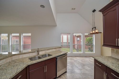 139 Skycrest Dr, Sugar Land, TX, 77479-5219 | Card Image