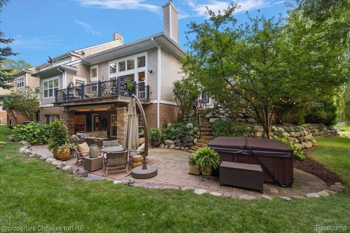 39412 Jasmine Cir, Northville, MI, 48168-3900 | Card Image