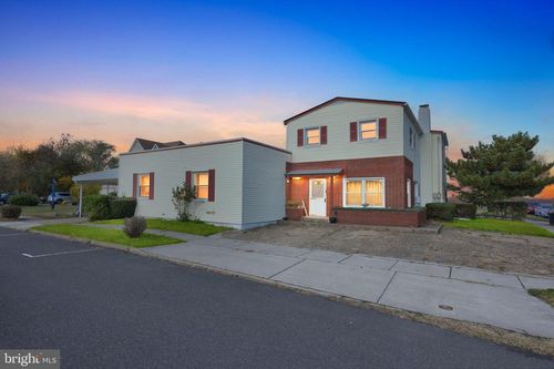 101 Main St, Roebling, NJ, 08554-1500 | Card Image