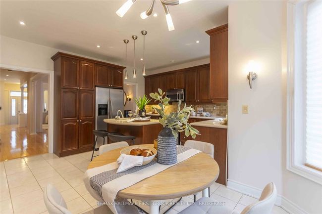 932 Coyston Dr, House other with 4 bedrooms, 4 bathrooms and 4 parking in Oshawa ON | Image 14